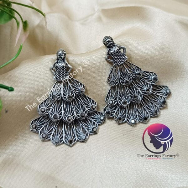 Cute Silver Doll Earrings - Image 4