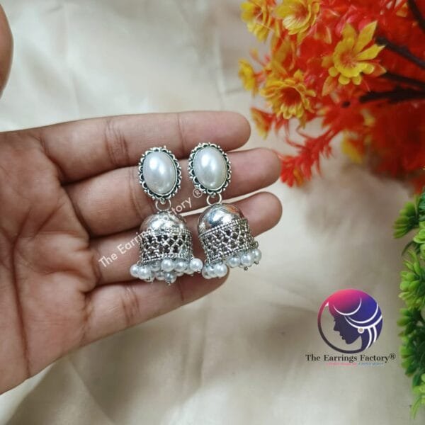 Western Weightless Silver Pearl Jhumka - Image 2