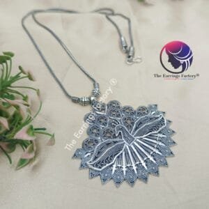 Trending Oxidized Silver Pendant Chain