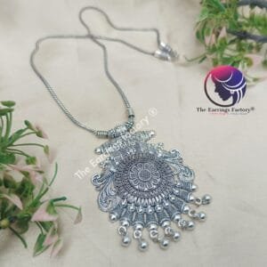 Trending Oxidized Silver Pendant Chain