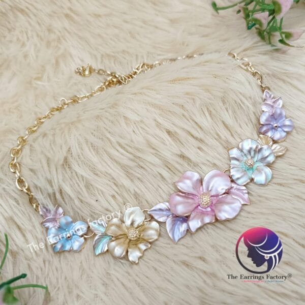 Western Metal Multi Colour Fancy Chain