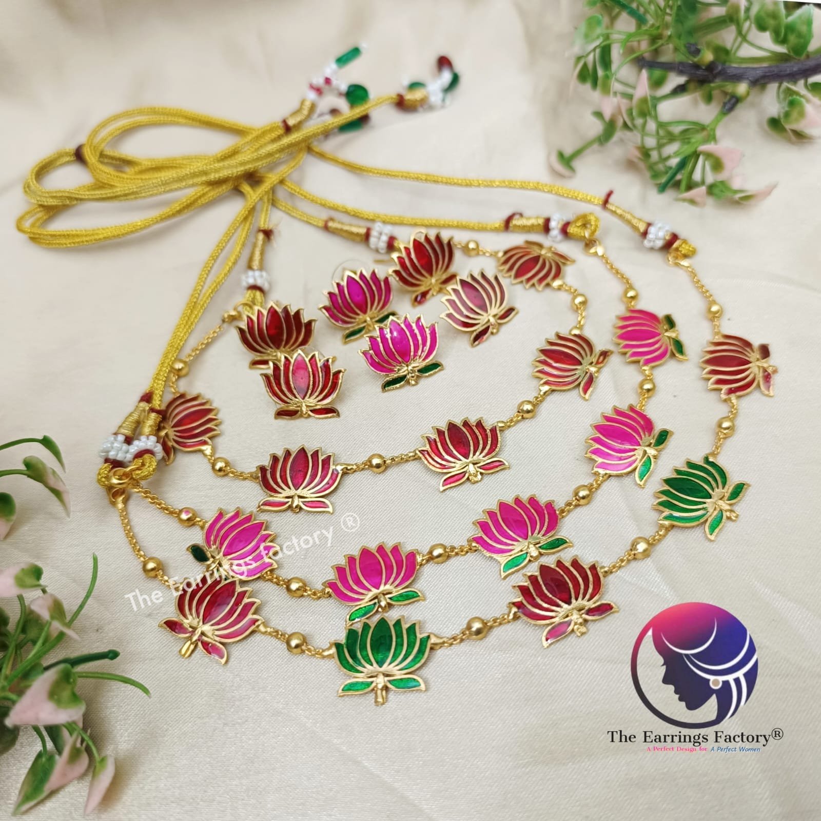 Trending Lotus Neckset With Earrings