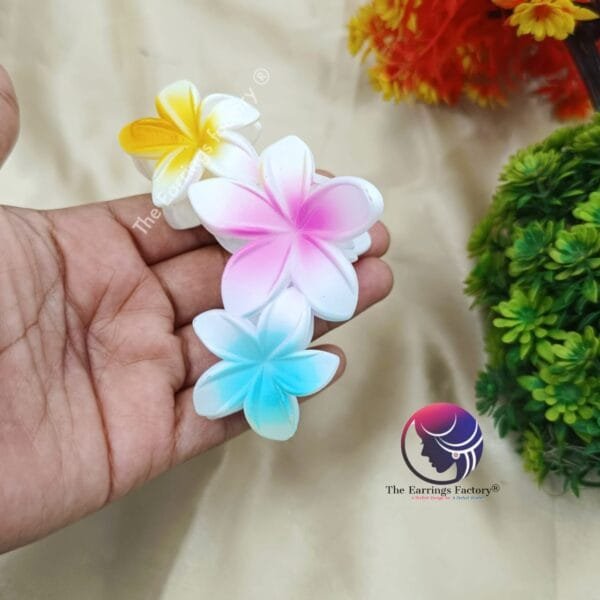 Trending Floral Hair Claw Clips - Image 2