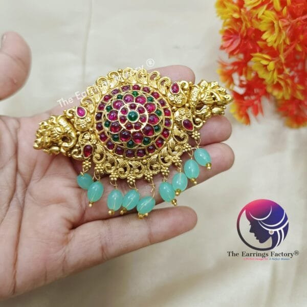 Traditional Antique Center Hairclips - Image 4