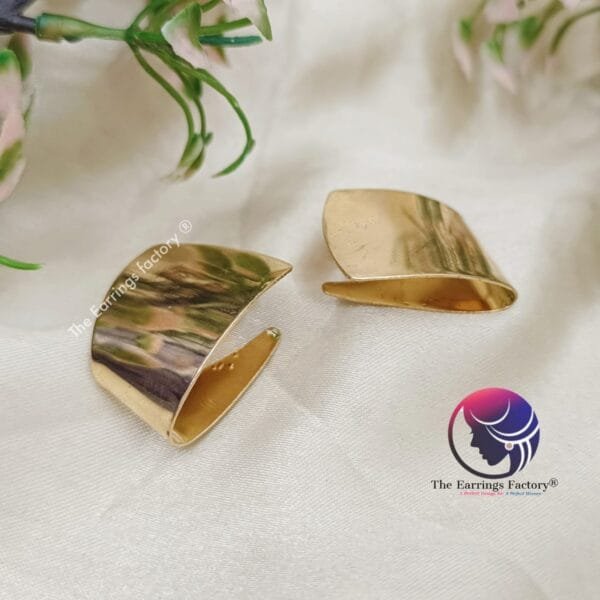 Western Premium weightless Golden  Unique Abstract Earrings - Image 5