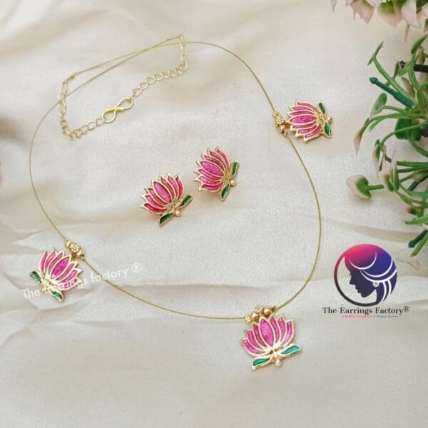 Trending Invisible Golden Lotus Necklace - Image 2