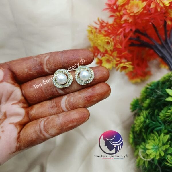 Korean Stylish Golden Stone Pearl Studs - Image 3