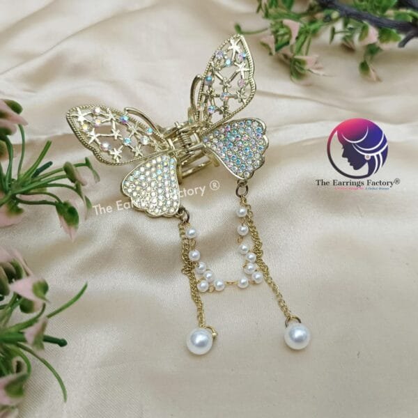 Korean Gold Pearl Tassel Butterfly Metal Clutcher