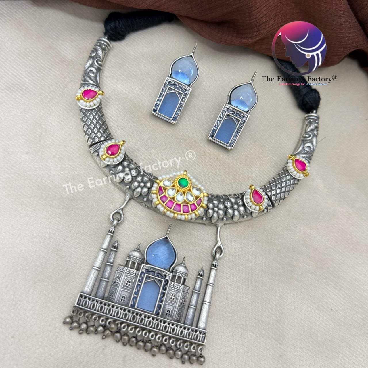 Premium German Silver Tajmahal Neckset With Earrings