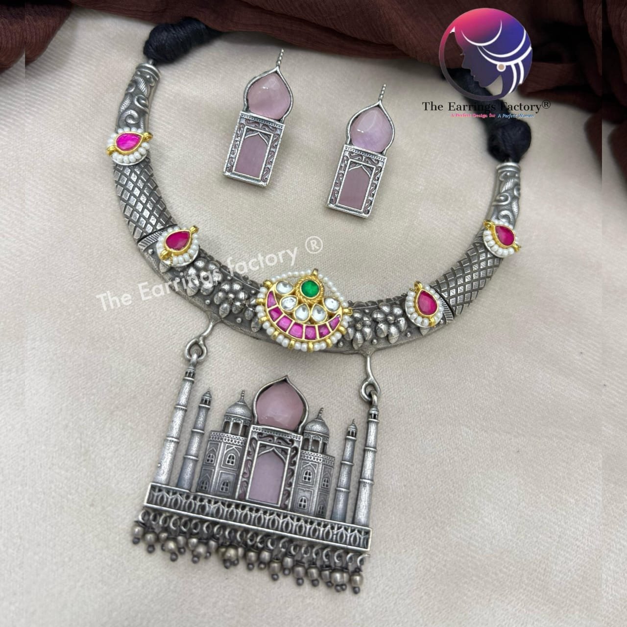 Premium German Silver Tajmahal Neckset With Earrings