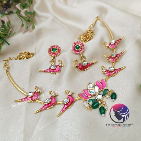Antique Lotus | Bird Chocker Set With Earrings