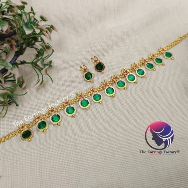 Traditional Golden Neckset with earrings - Image 3