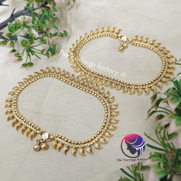 Traditional Antique Anklet - Image 4
