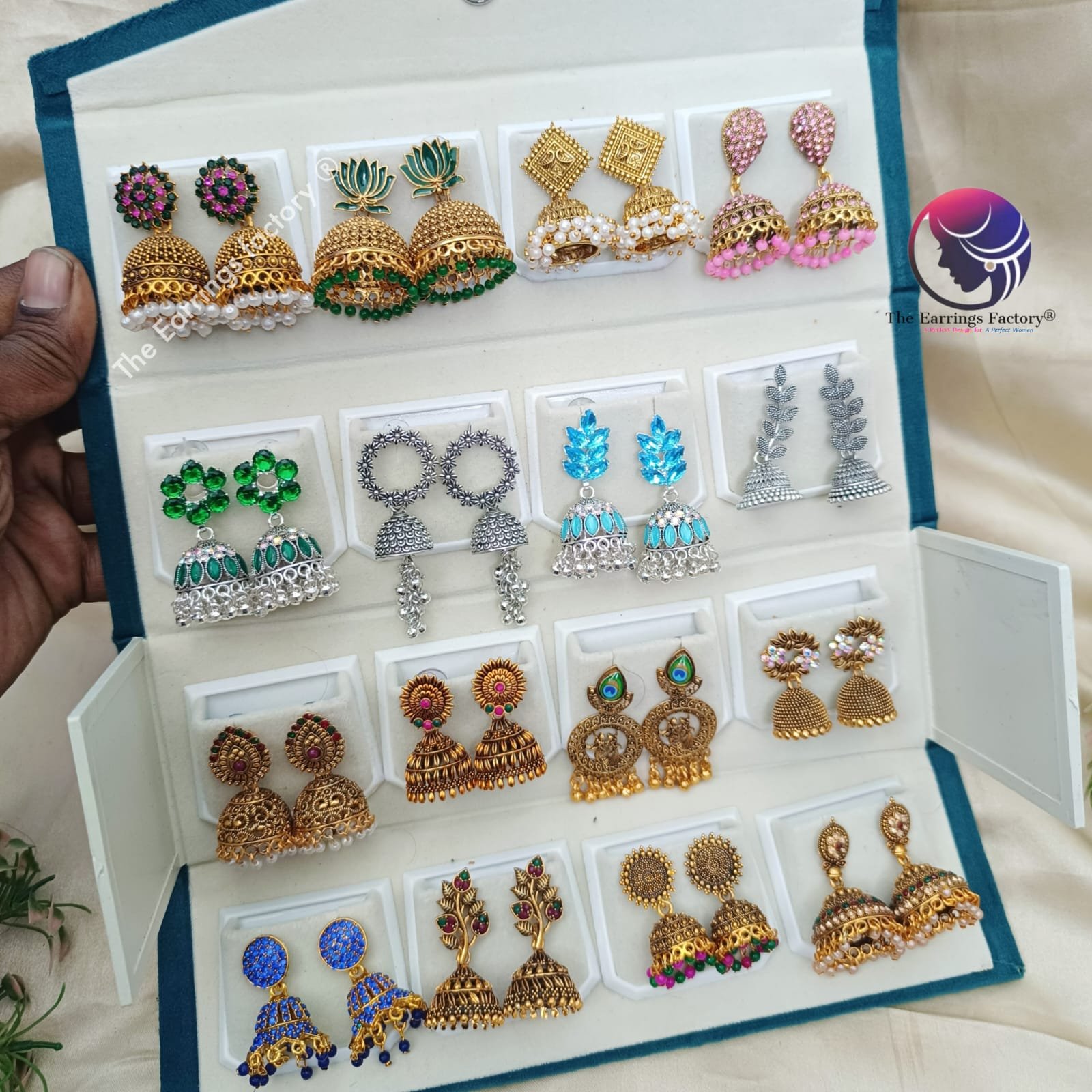 Set of 16 pair Earrings With Folding Jewellery box