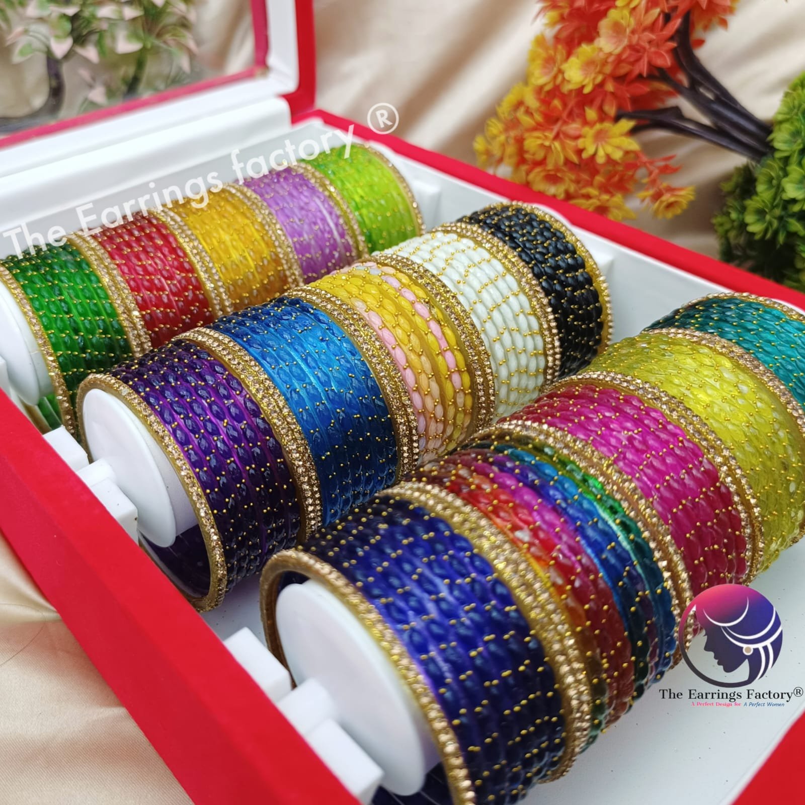 Trending Set of 15 Set Raindrop Glass Bangles With Square box
