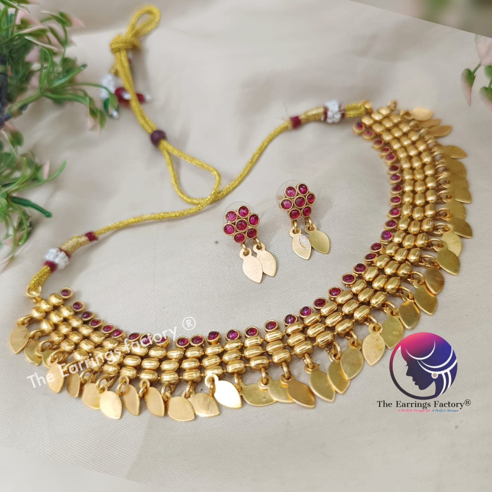 Trending Antique Stylish Elakkuthali Neckset with Earrings
